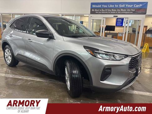 Used 2024 Ford Escape Active image 3