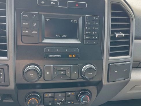 Used 2019 Ford F350 XL w/ Power Equipment Group image 19