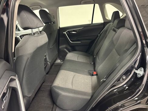 Used 2024 Toyota RAV4 XLE image 16