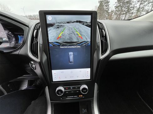 Certified 2024 Ford Edge SEL w/ Convenience Package image 12