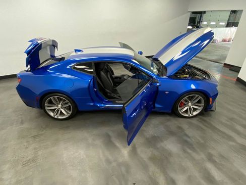 Used 2016 Chevrolet Camaro SS RWD image 46