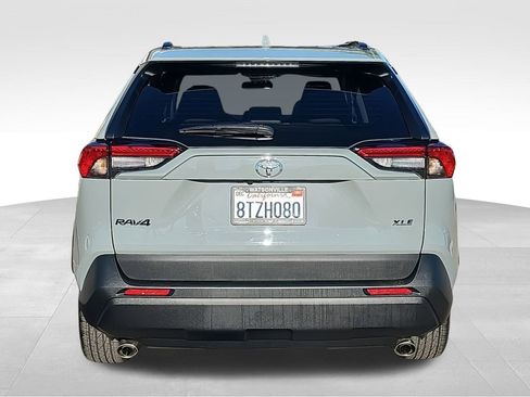 Used 2021 Toyota RAV4 XLE image 4