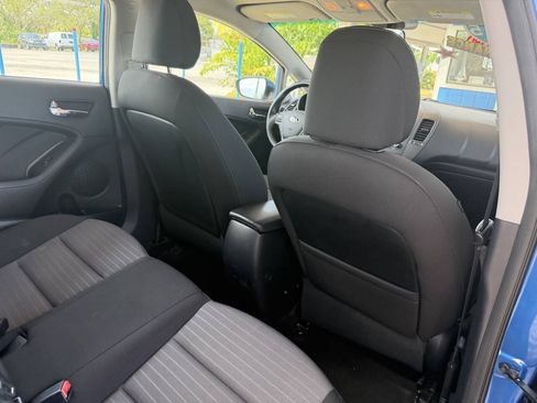 Used 2015 Kia Forte EX FWD image 18
