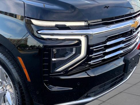 Used 2026 Chevrolet Tahoe Premier w/ Sun And Tow Package RWD image 29