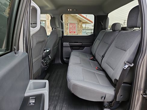 Used 2025 Ford F150 XL w/ Equipment Group 104A Hybrid image 9