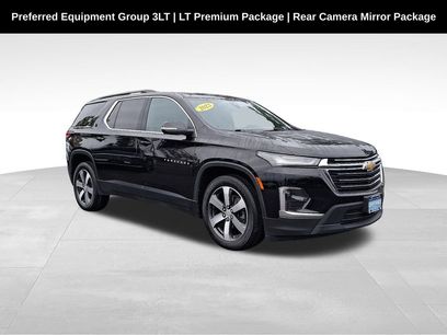 Used 2023 Chevrolet Traverse LT w/ LT Premium Package