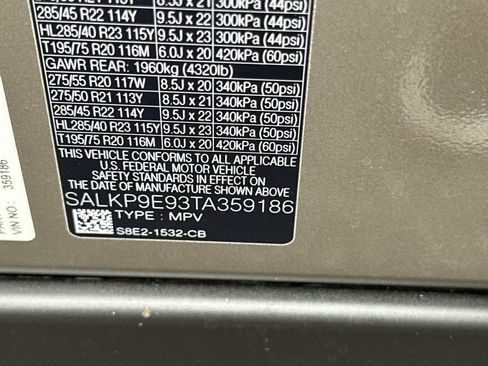 New 2026 Land Rover Range Rover SE AWD/4WD image 18