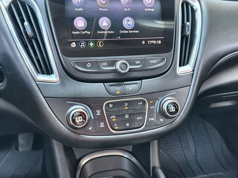 Used 2020 Chevrolet Malibu LT w/ Leather Package FWD image 19