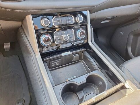 Used 2021 GMC Yukon Denali w/ Denali Ultimate Package image 17