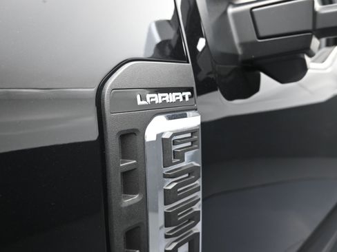 Used 2024 Ford F250 Lariat w/ Lariat Ultimate Package image 11