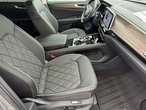 New 2026 Volkswagen Atlas SEL Premium R-Line AWD/4WD image 19