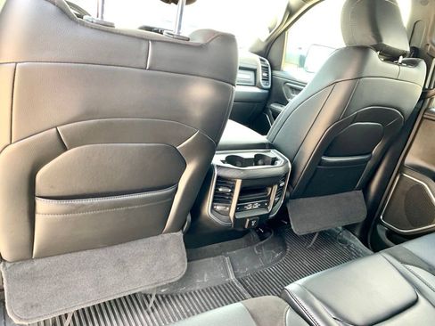 Used 2024 RAM 1500 Laramie AWD/4WD image 20