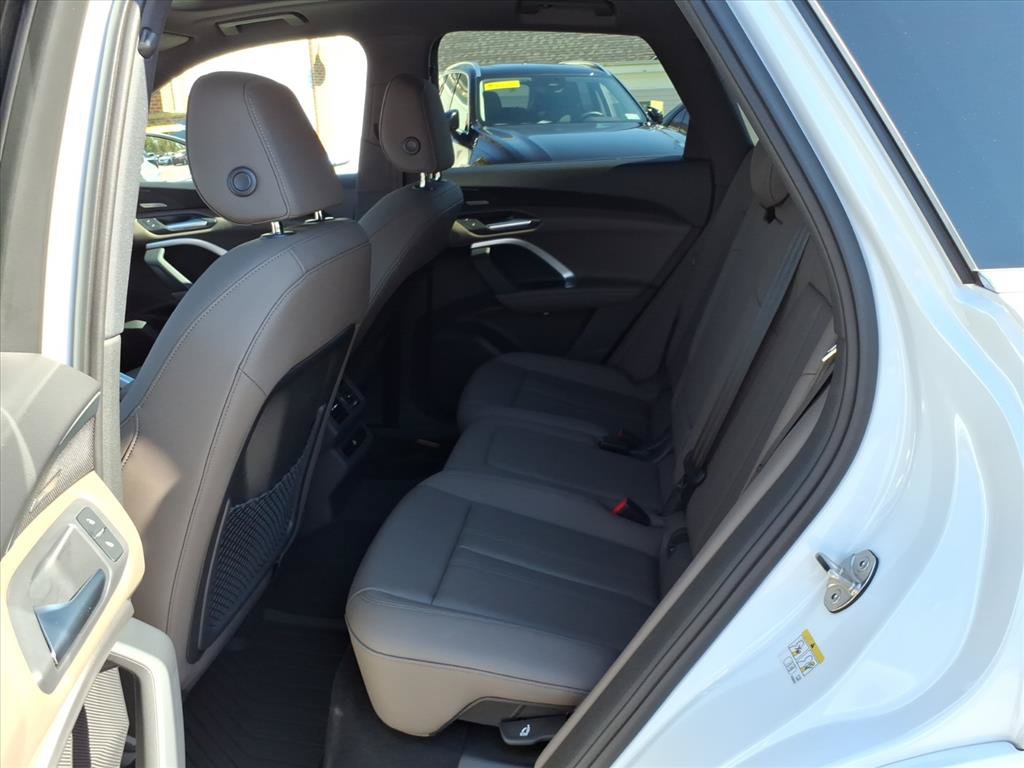 Used 2026 Audi Q5 Premium Plus AWD/4WD image 13