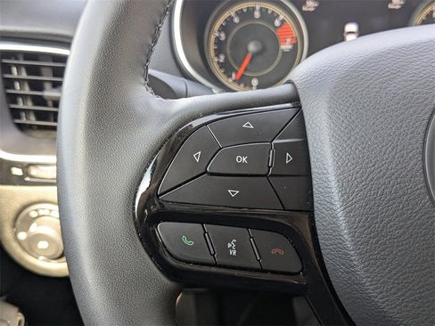 Used 2023 Jeep Cherokee Altitude Lux image 20