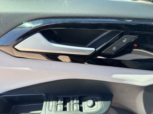 New 2026 Volkswagen Taos S FWD image 18