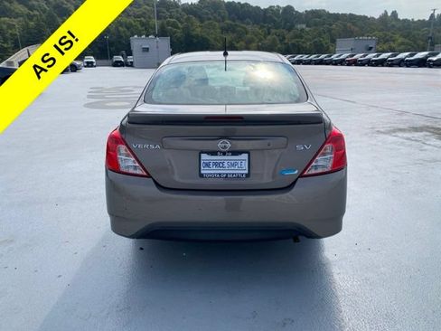 Used 2015 Nissan Versa SV FWD image 7