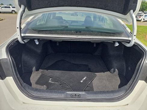 Used 2025 Nissan Altima 2.5 SV FWD image 10