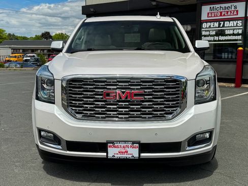 Used 2018 GMC Yukon Denali w/ Open Road Package AWD/4WD image 9
