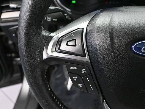 Used 2020 Ford Fusion SE w/ Equipment Group 151A image 27