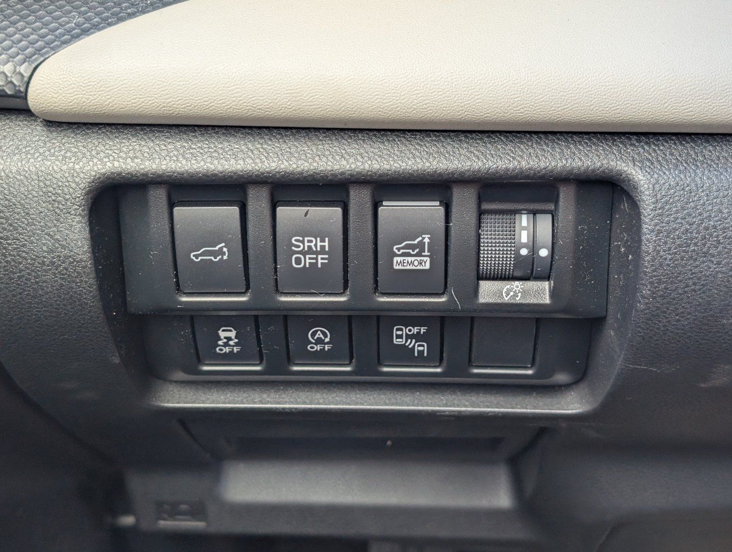 Used 2023 Subaru Forester Limited AWD/4WD image 21