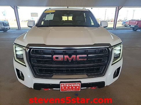 Used 2021 GMC Yukon XL AT4 w/ AT4 Premium Package image 4