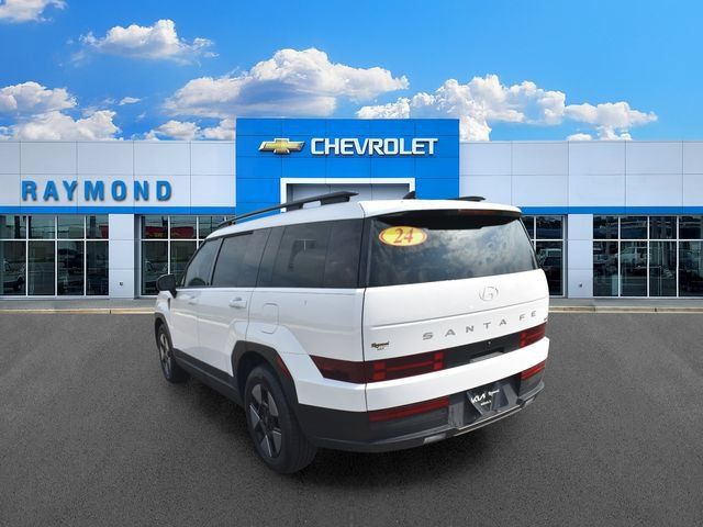Used 2024 Hyundai Santa Fe SEL FWD image 5