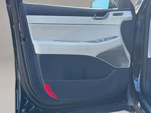 Used 2023 Hyundai Palisade Calligraphy FWD image 13