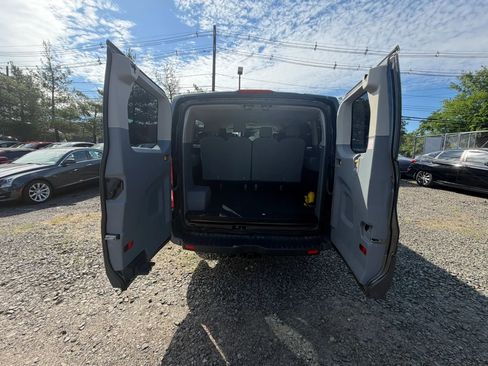 Used 2018 Ford Transit 350 XLT RWD image 18