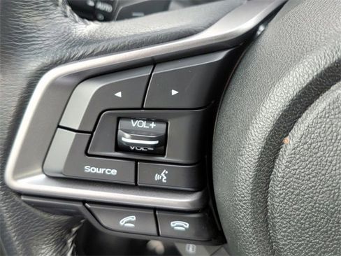 Used 2022 Subaru Outback Premium image 20