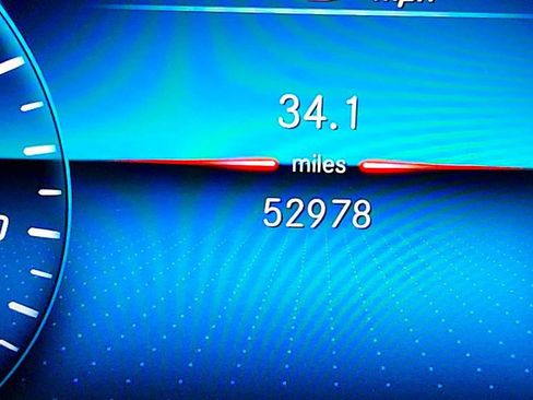 Used 2022 Mercedes-Benz GLE 350 4MATIC image 15