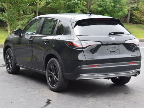 New 2027 Honda HR-V Sport image 5