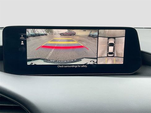 Used 2025 MAZDA MAZDA3 2.5 Turbo Sedan w/Premium Plus image 16