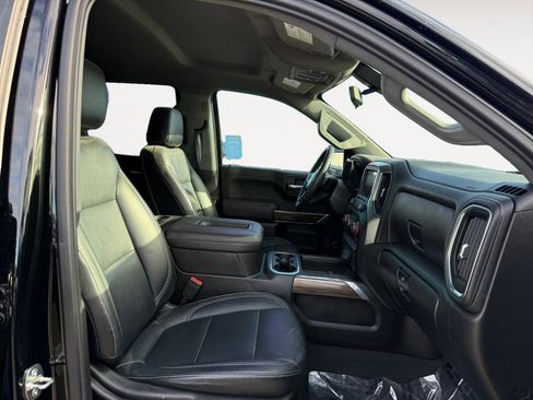 Used 2022 Chevrolet Silverado 1500 RST w/ LPO, Blackout Package image 19