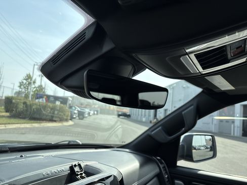 Used 2019 RAM 1500 Limited image 27