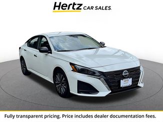 Used 2025 Nissan Altima 2.5 SV FWD video 1