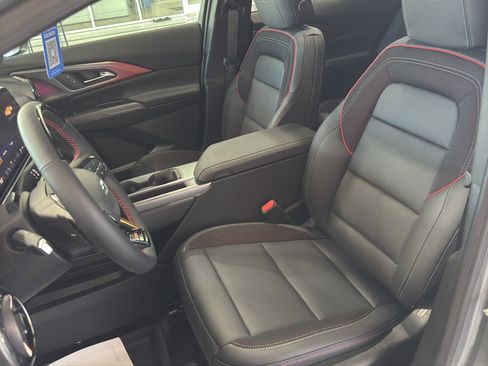 New 2026 Chevrolet Equinox EV RS image 26