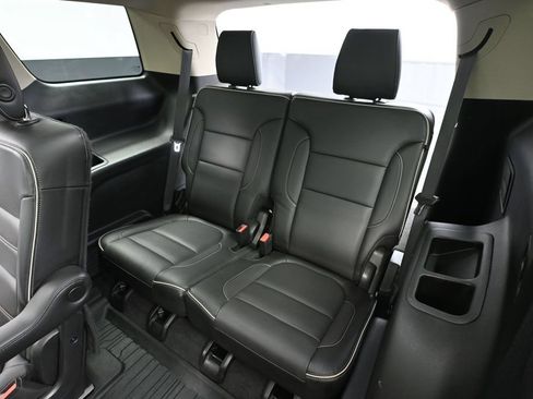 Used 2018 GMC Acadia Denali w/ Technology Package AWD/4WD image 43