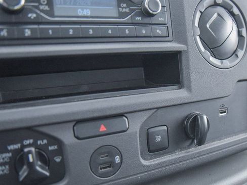 Used 2024 Ford E-450 and Econoline 450 Super Duty w/ Power Windows & Locks Group RWD image 20