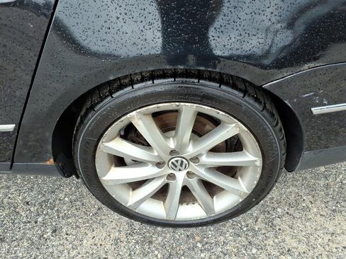 Used 2008 Volkswagen Passat VR6 AWD/4WD image 13