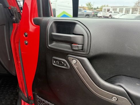 Used 2017 Jeep Wrangler Unlimited Sport w/ Quick Order Package 24S image 28