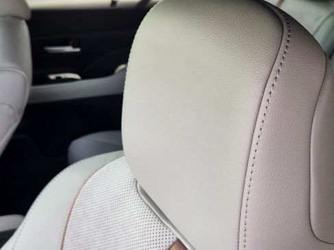 New 2026 Toyota Grand Highlander AWD Hybrid image 14