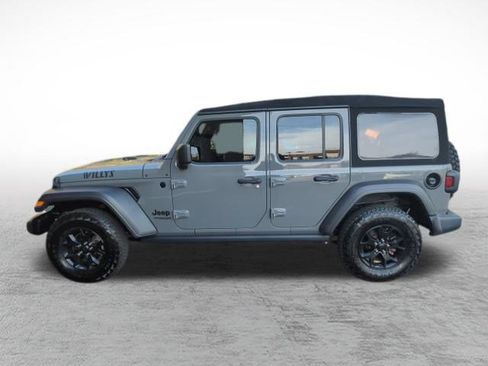 Used 2021 Jeep Wrangler Unlimited Willys image 9