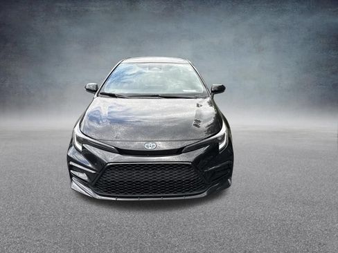 Used 2025 Toyota Corolla SE FWD image 2