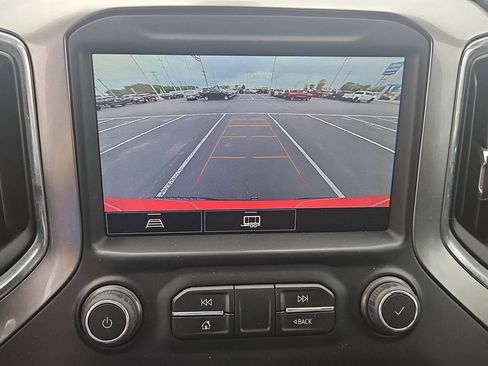 Used 2021 Chevrolet Silverado 1500 LT Trail Boss w/ LT Trail Boss Premium Package AWD/4WD image 23