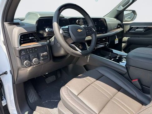New 2026 Chevrolet Tahoe High Country AWD/4WD image 24