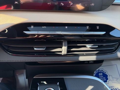 New 2026 Buick Enclave Preferred image 24