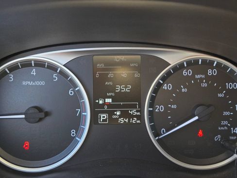 Used 2024 Nissan Kicks S FWD image 20