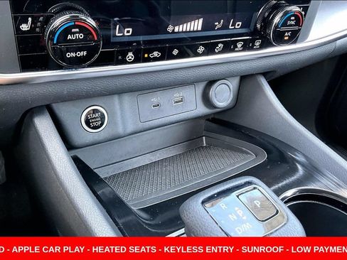 Used 2023 Nissan Rogue SV w/ SV Premium B Package AWD/4WD image 16
