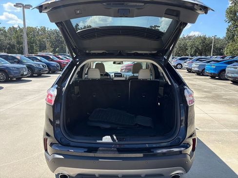 Certified 2024 Ford Edge Titanium image 28