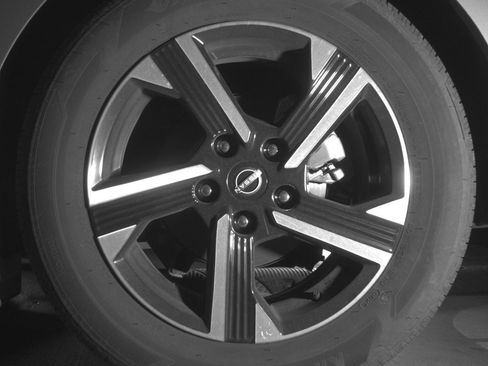 Used 2025 Nissan Sentra SV FWD image 14